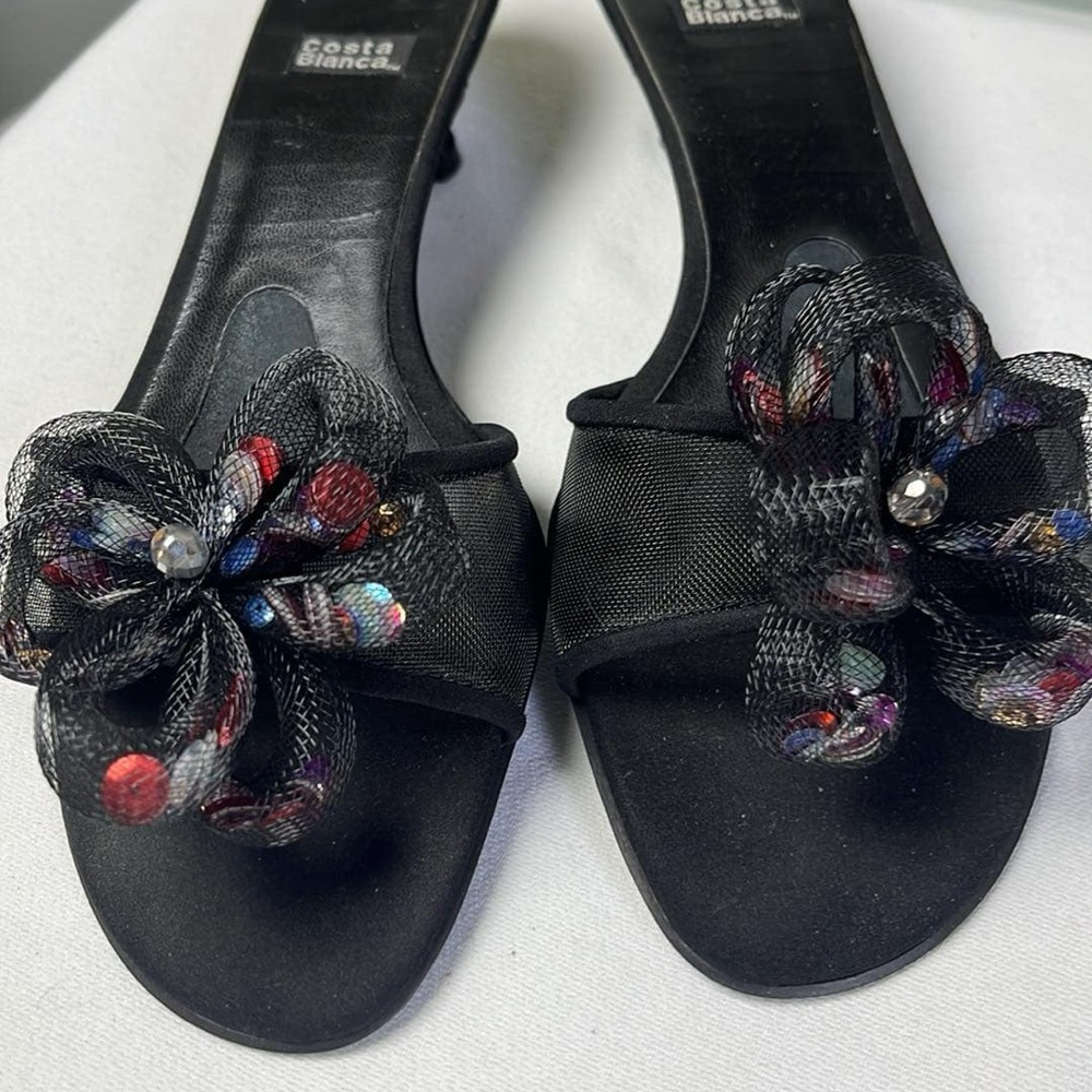 Costa Blanca Women's Black Kitten Heeled Mules W/Multicolor Floral Accent Sz7M